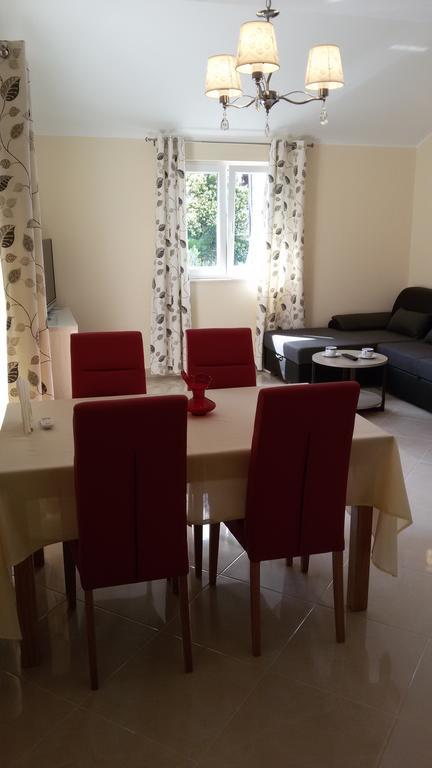 Апартаменти Apartman Viktorija Водице Екстер'єр фото